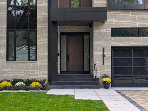 011-1526 Garnet Avenue-PXL_20251011_194330044